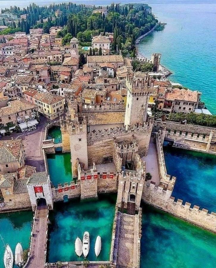 Casa Della Regina Leilighet Sirmione Eksteriør bilde